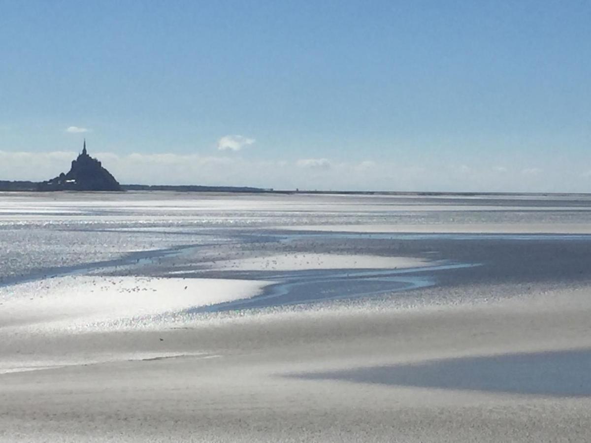 Chambre A Proximite De La Baie Du Mont Saint Michel Avranches מראה חיצוני תמונה